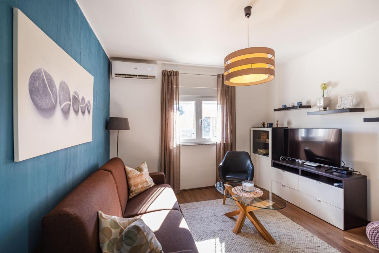 Apartment Karla Zara Esterno foto